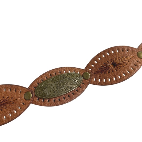 Western Medallion Elastic Cinch Waist Belt Small Cognac Brown Boho Southwestern main image 4